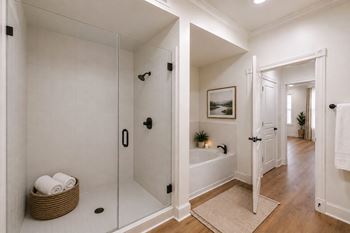 Tile surrounds in showers & baths